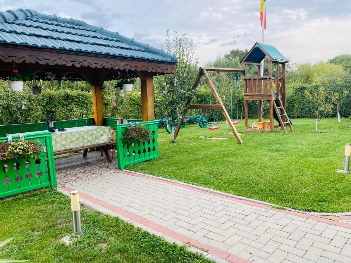 Agropensiunea Valea Fagilor Luncavita 외부 사진